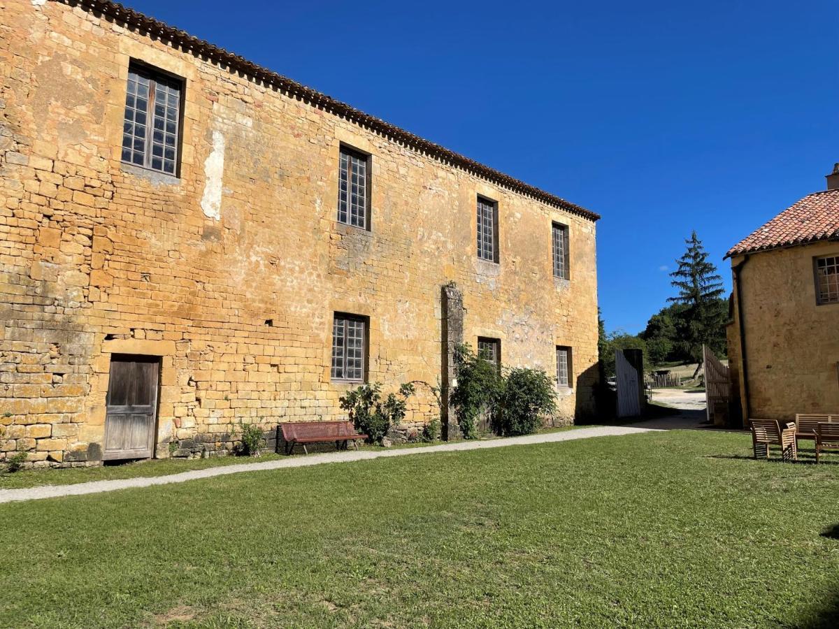 Auberge de Jeunesse HI Cadouin Le Buisson-de-Cadouin Extérieur photo